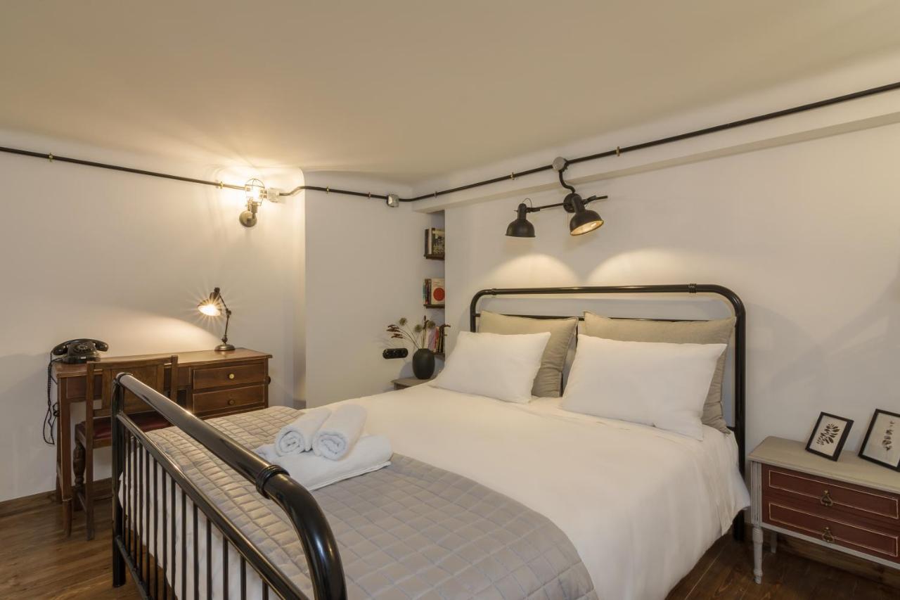 Apartmán Stoa Kairi Loft B Atény Exteriér fotografie